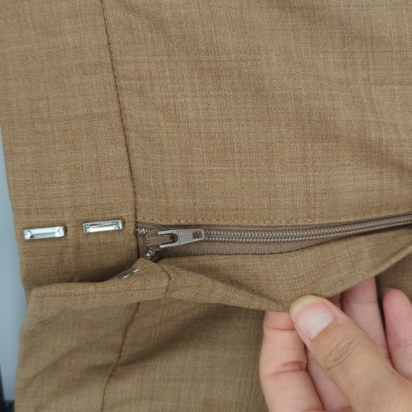 BCBGMaxazria Mid Rise Wide Leg Wool Pant Brown 8 Business casual academia office - Picture 6 of 11